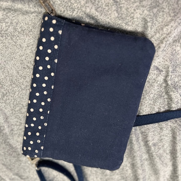 Crossbody - Picture 3 of 5